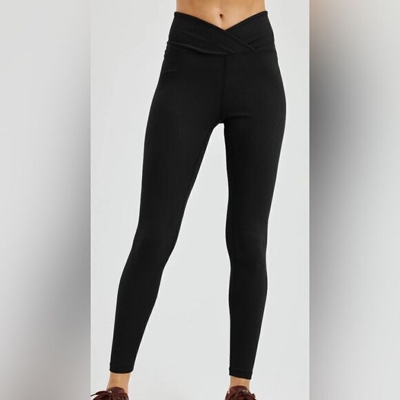 Year of Ours Veronica Ribbed Black leggings V waist Sporty L - Picture 1 of 11